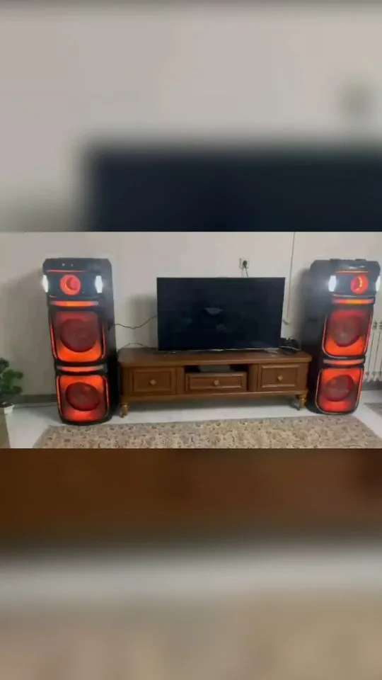 اسپیکر ایستاده آیوا، رنگ مشکی و قرمز، جنس پلاستیک، مستطیلی