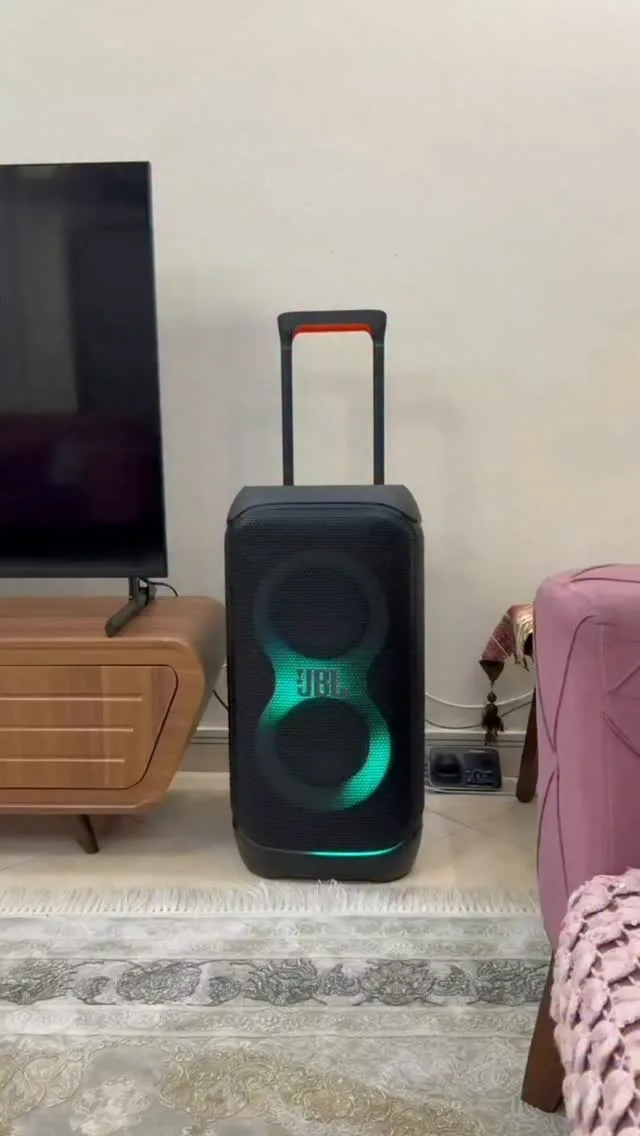 اسپیکر Partybox 320 JBL، رنگ مشکی، جنس پلاستیک، چرخ‌دار، دسته‌دار