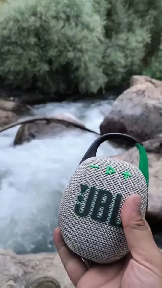 اسپیکر Clip 5 JBL، رنگ خاکستری و سبز، جنس پارچه، کوچک، قابل حمل