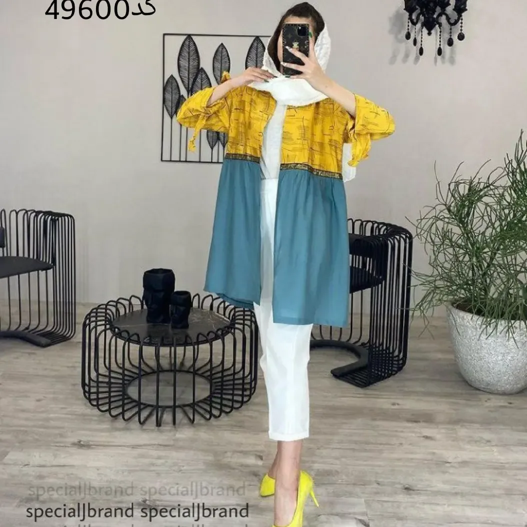 مانتو چاپی آستین گره‌ای، رنگ زرد و آبی، بلند، جلو باز، آستین باز