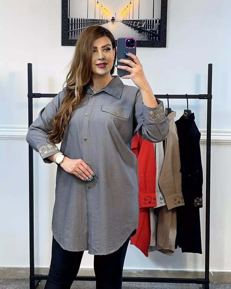 شومیز زنانه، رنگ خاکستری، قرمز، کرم و سرمه‌ای، طرح گلدوزی، بلند، یقه دار، آستین بلند، گشاد
