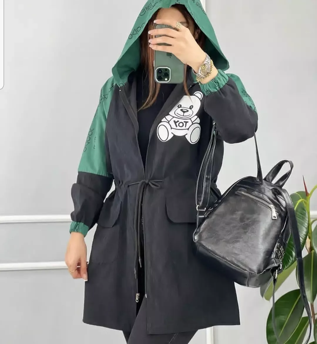 مانتو میکرو عروسکی، رنگ مشکی و سبز، متوسط، کلاهدار، آستین بلند، آزاد
