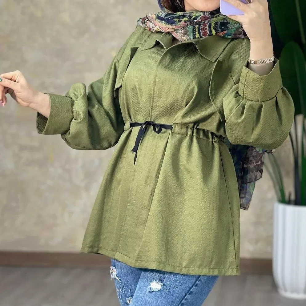 مانتو کتی کمربند دار کد ۲۳۰، رنگ سبز زیتونی، کوتاه، آستین پفی