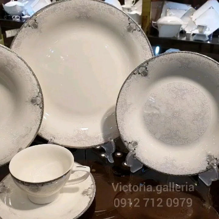 سرویس چینی الیزابت ۲۰۲۱ ۱۸ نفره با گلدان و جا ابلیمو — عکس ۲