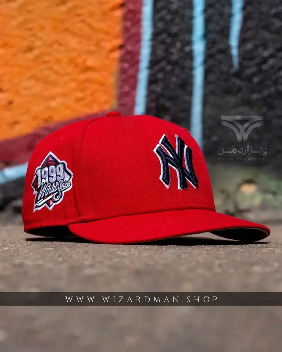 کلاه کپ New York Yankees 9FORTY قرمز نیو ارا، رنگ سرمهای و سفید، لبهدار، مسطح
