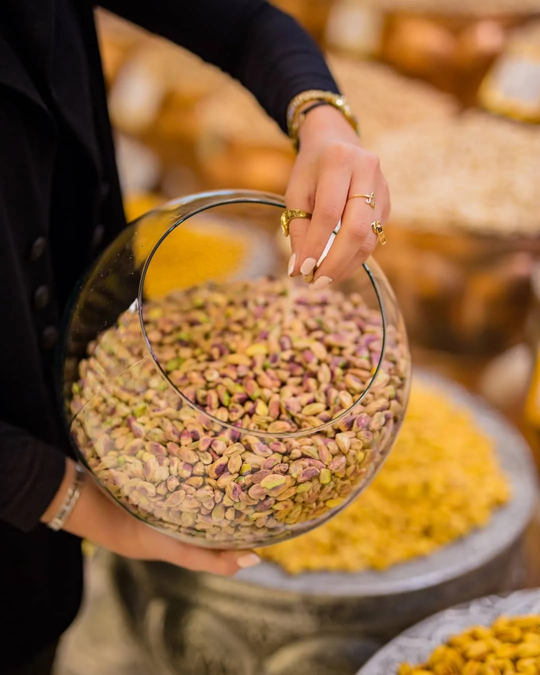 پسته خندان زربار، رنگ سبز و زرد، دانه