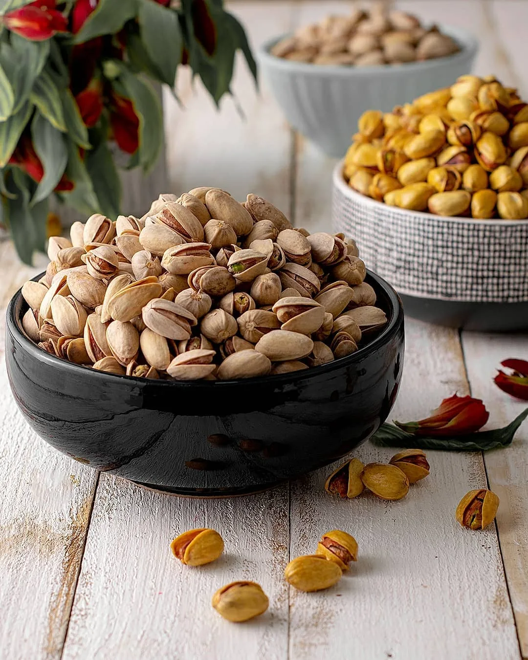 پسته زربار، رنگ سبز و کرم، مغز پسته با پوست