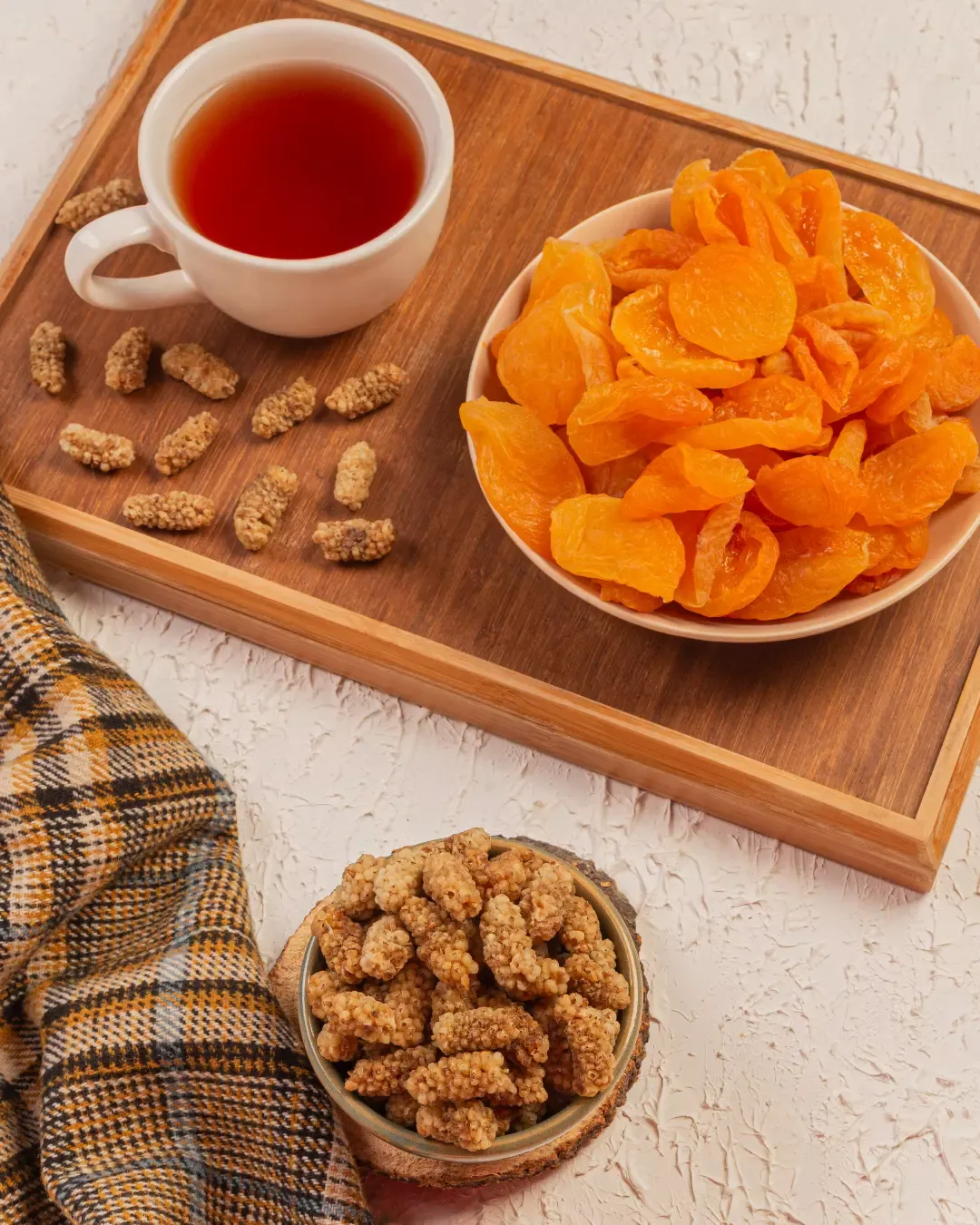 برگه زردآلو زربار